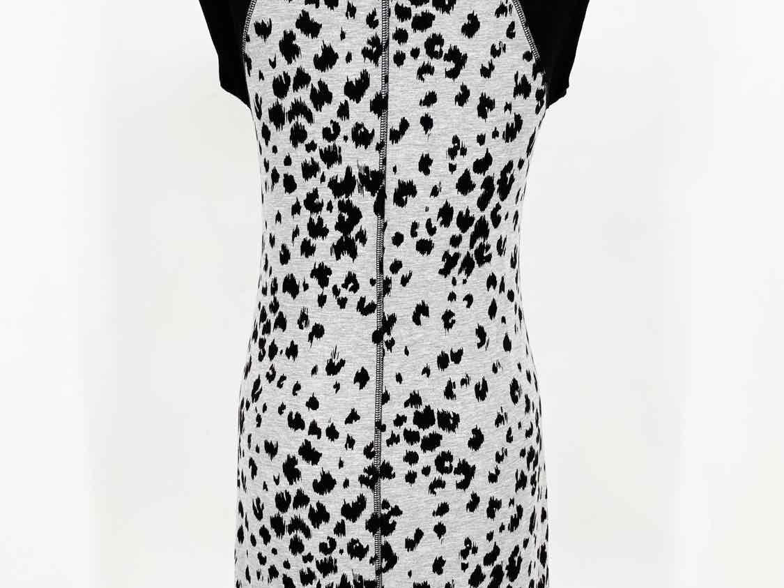 Trina Turk Women's Gray/Black mini Rayon Animal Print Size PS Dress - Article Consignment