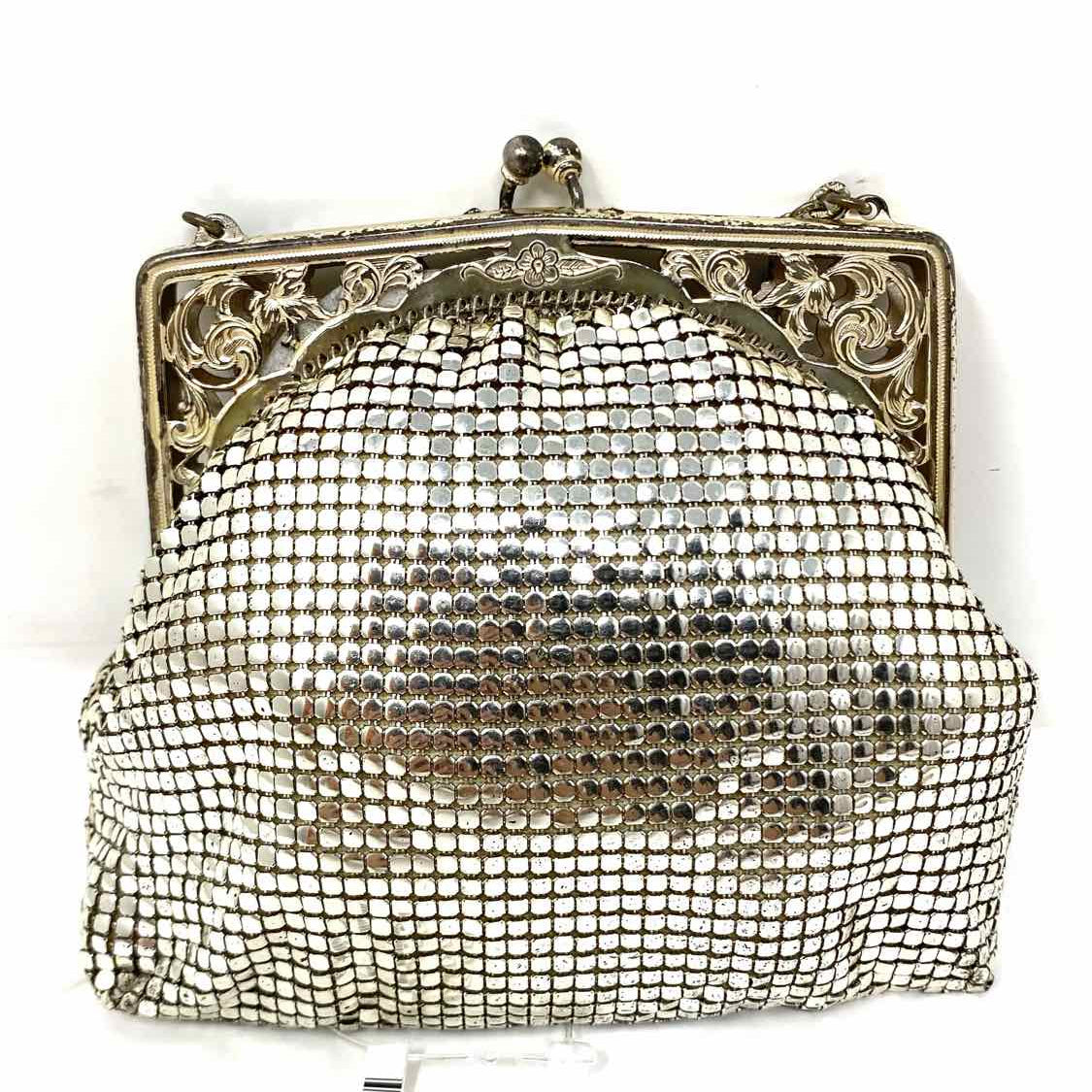 Whiting and Davis Metal Silver Liquid Metal Vintage Clutch