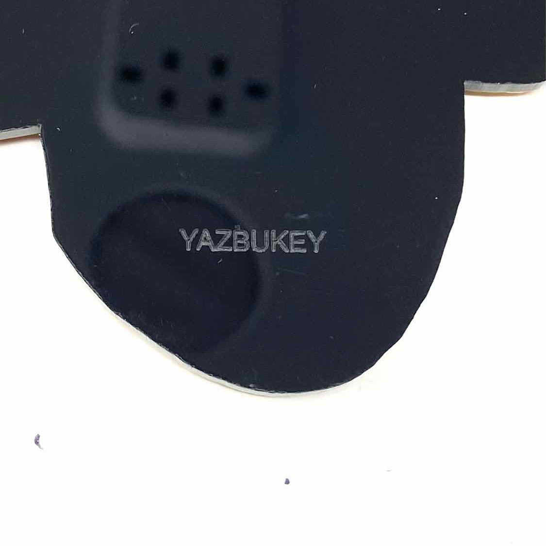 Yazbukey Anna Wintour Acrylic Brown Chunky Necklace