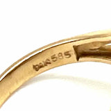 Estate size 4 14K Yellow Gold White Abstract Pearl Ring