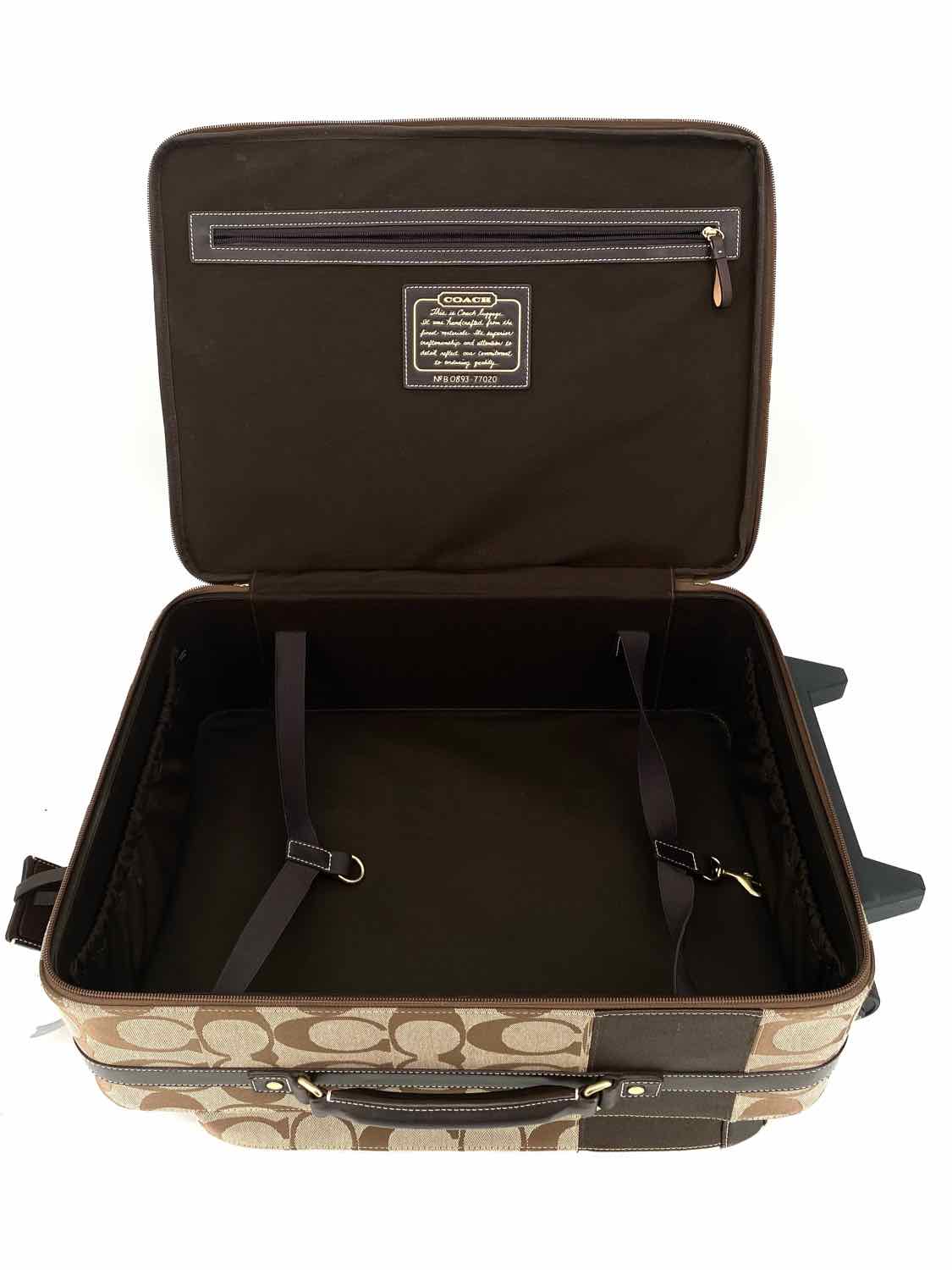 Coach Canvas Beige Rolling Signature Suitcase - Article Consignment Coach Canvas Beige Rolling Signature Suitcase - Article Consignment