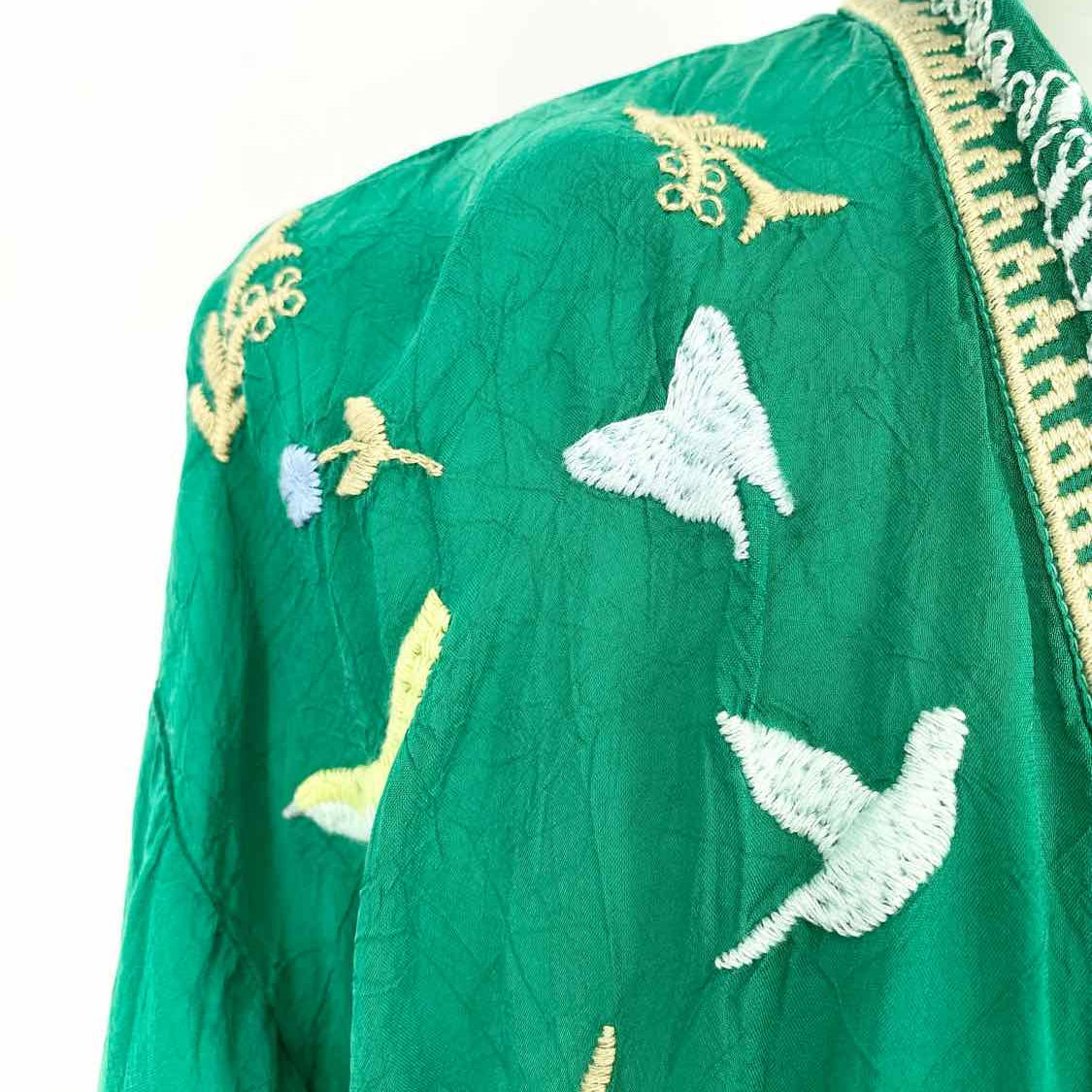 johnny was Margeurite Women's Green Size XL Open Front Sable Embroidered Kimono