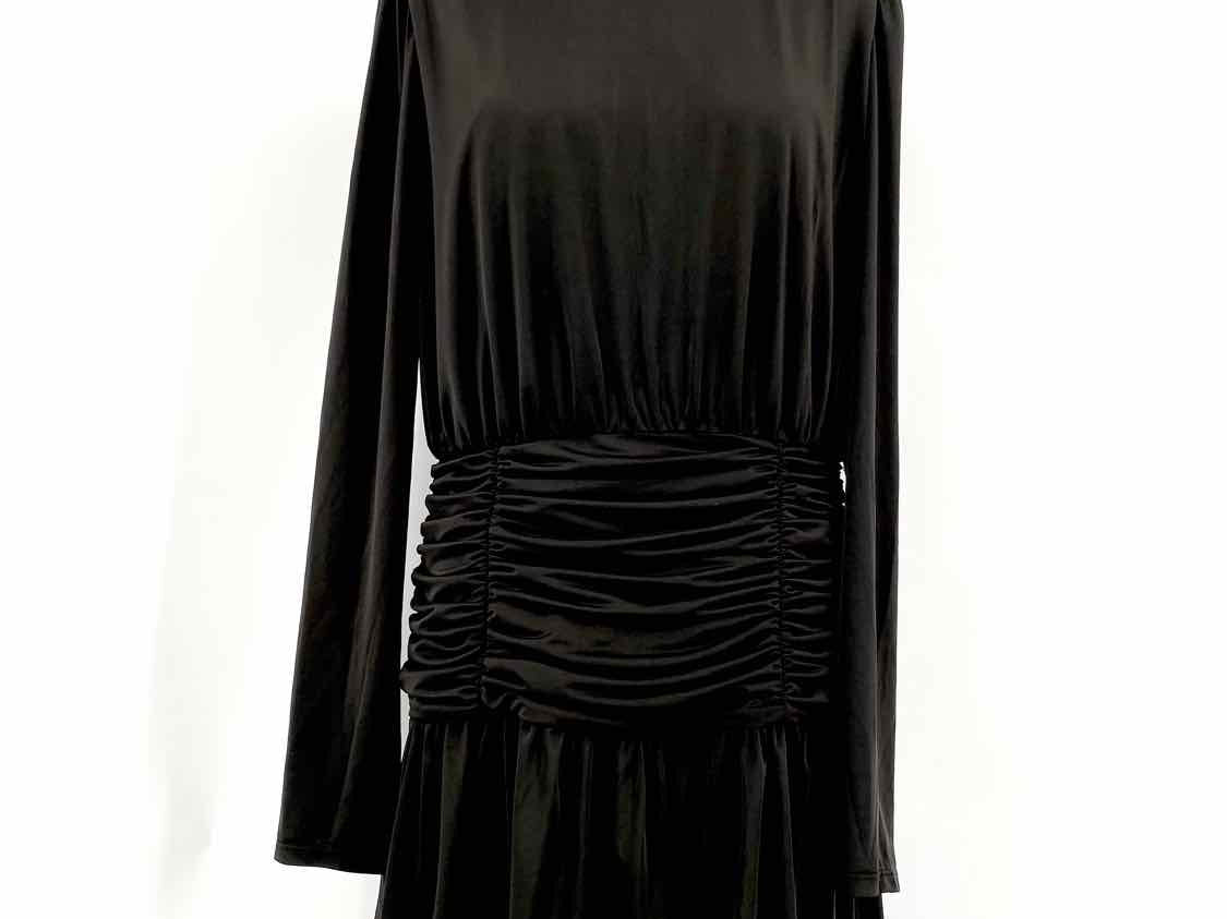 bar III Women's Black Size M Long Sleeve Ruched Dress - Article Consignment bar III Women's Black Size M Long Sleeve Ruched Dress - Article Consignment