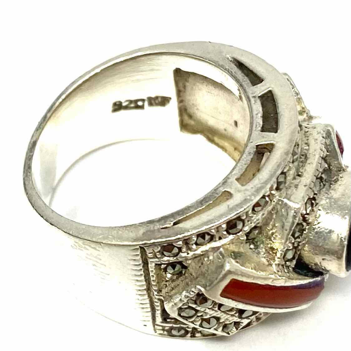 Estate size 5.5 925 Sterling Silver Geometric Carnelian & Onyx Ring