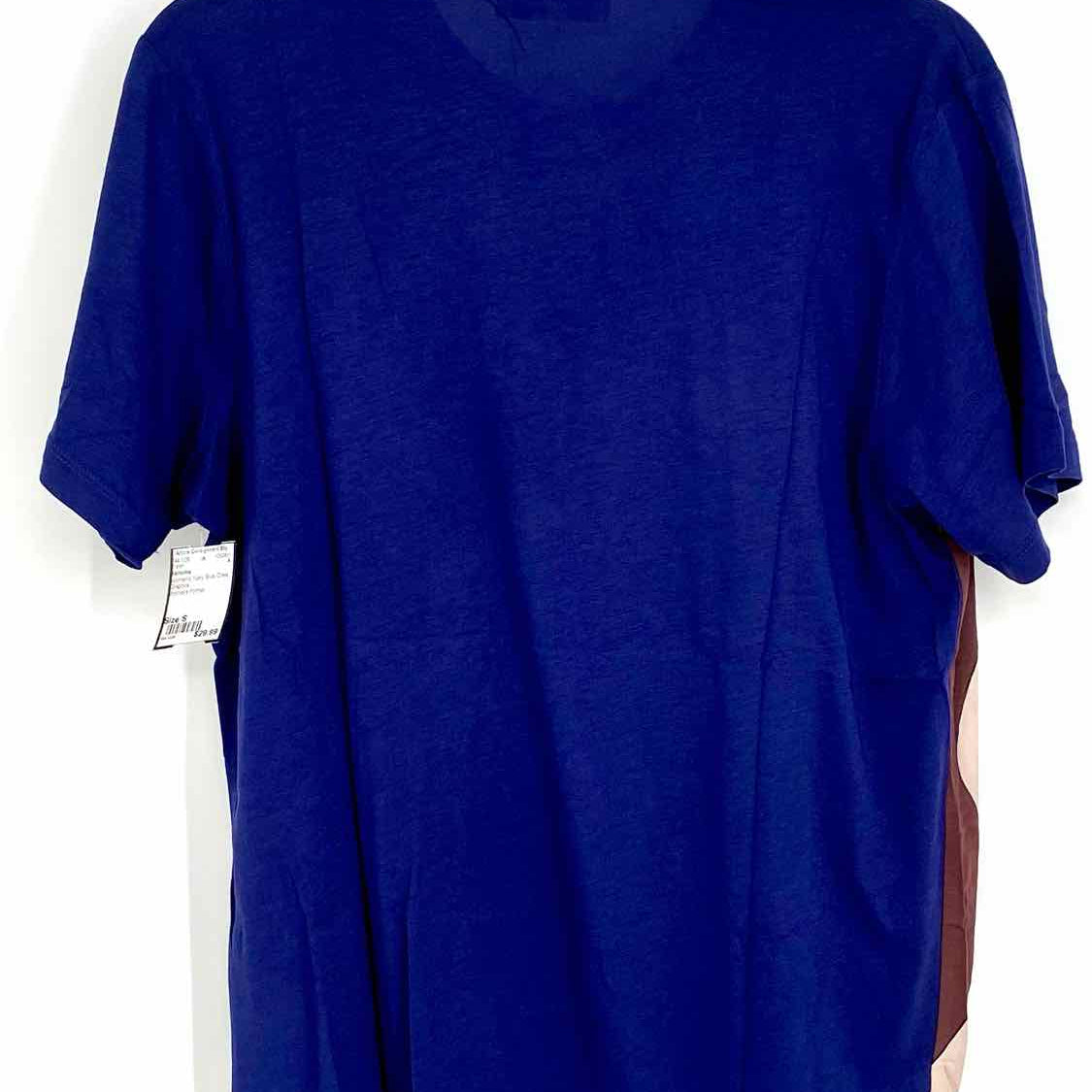Yazbukey Womans Portrait Women's Navy Blue Size S Crew Graphics T-shirt