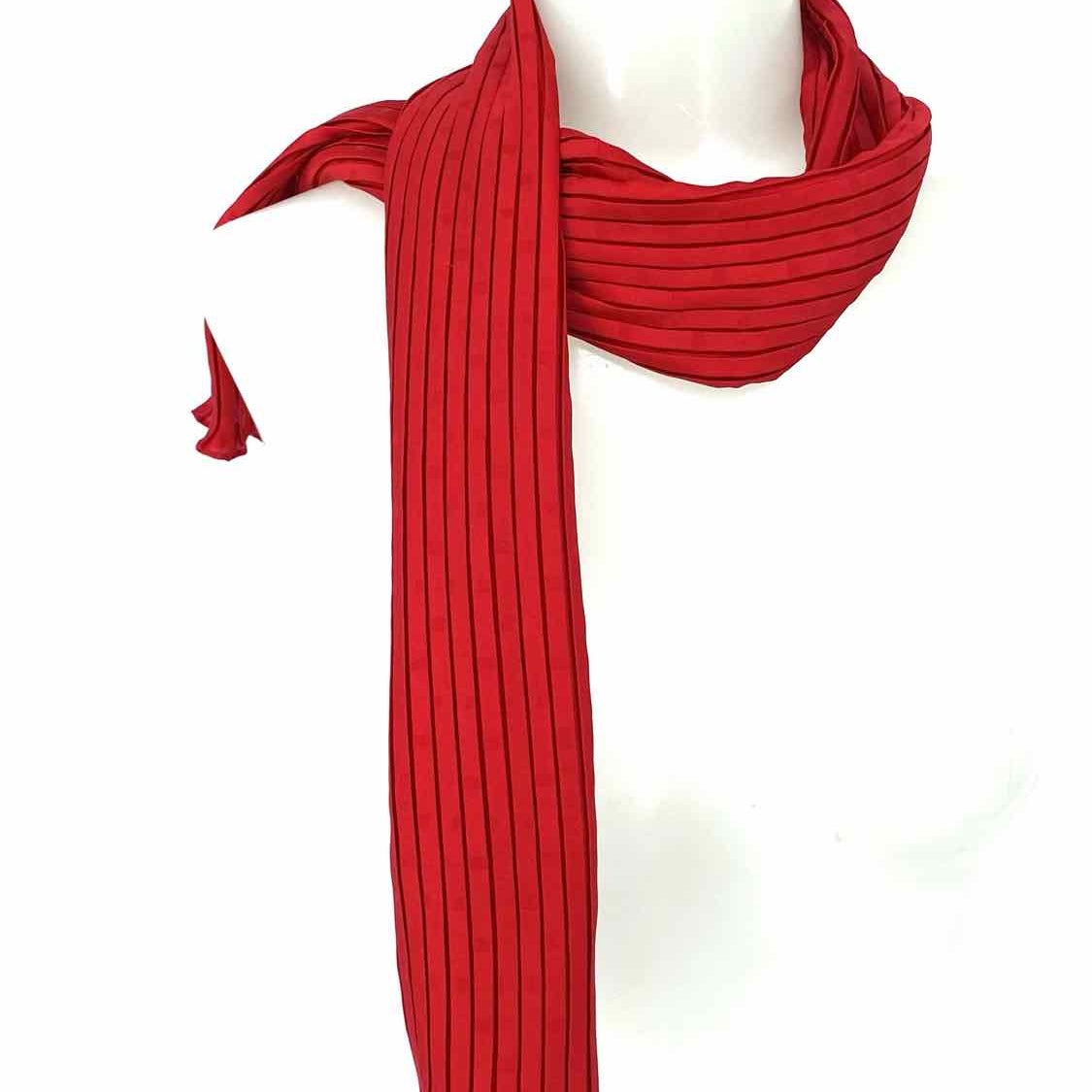 Red Tube 42" pleated Scarf