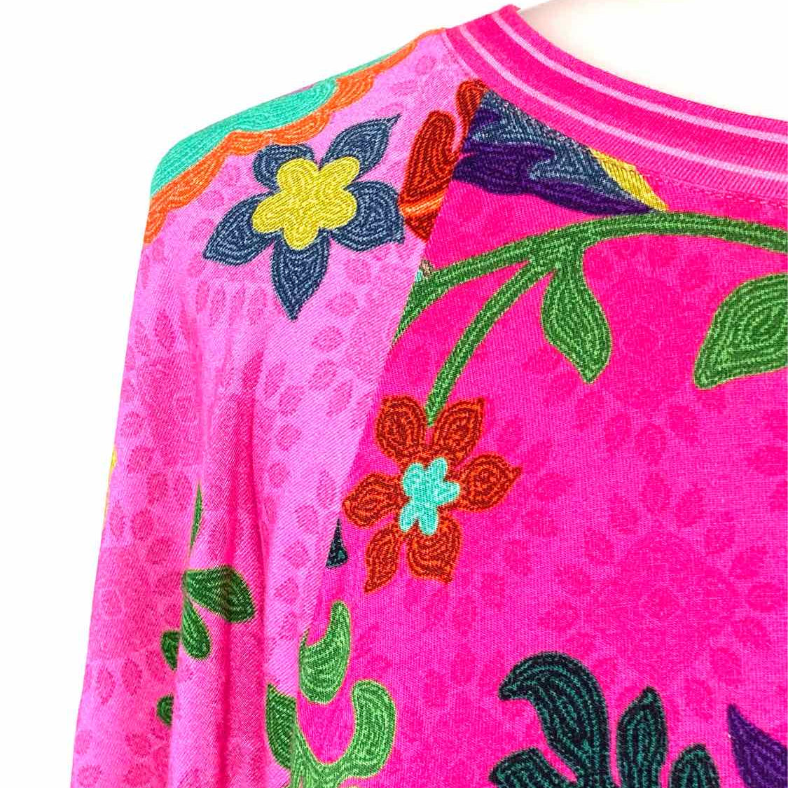 johnny was The Janie Women's Pink Size S Crew Floral T-shirt