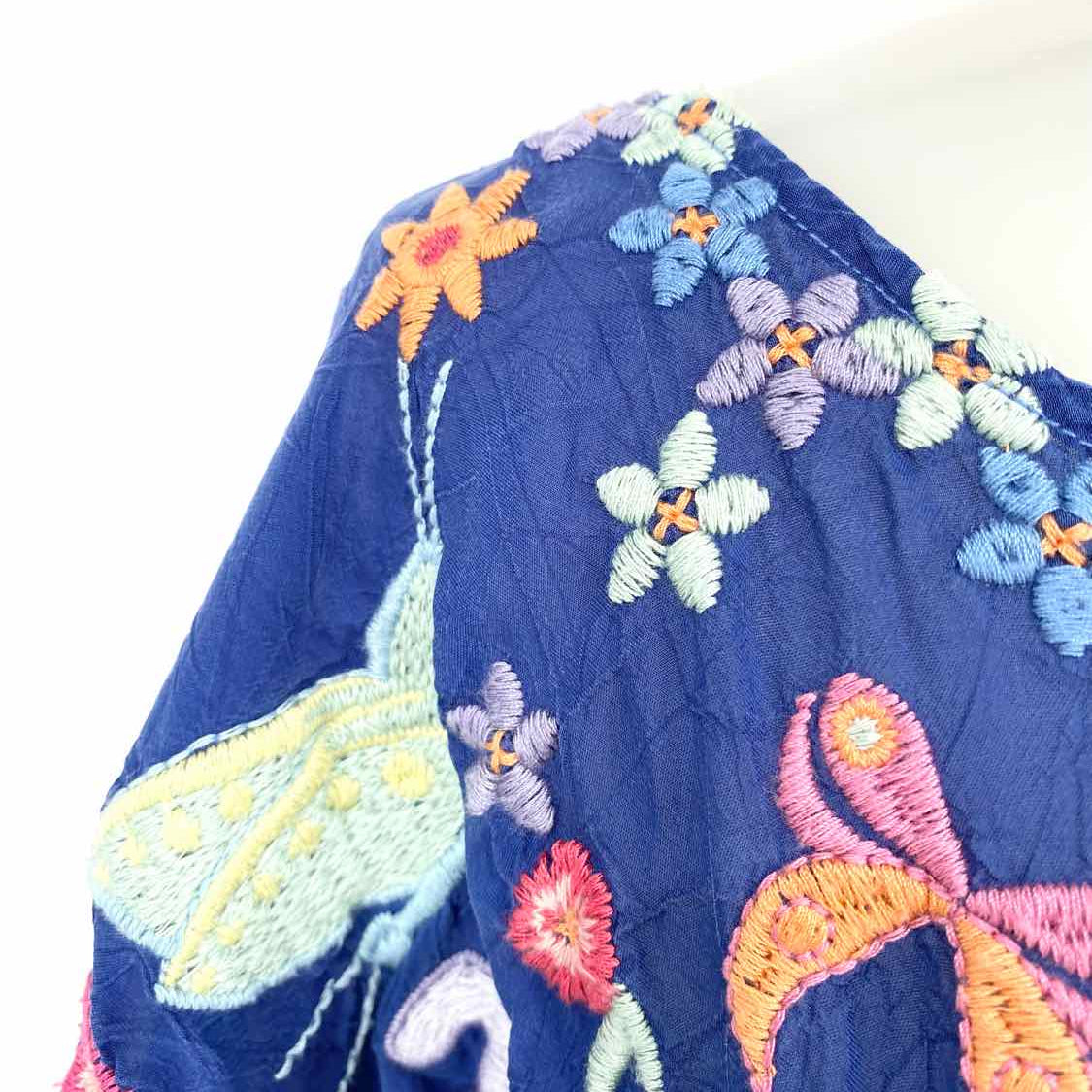 johnny was Bellona Women's Blue Size XXL Scoop Neck Butterflies Short Sleeve Top