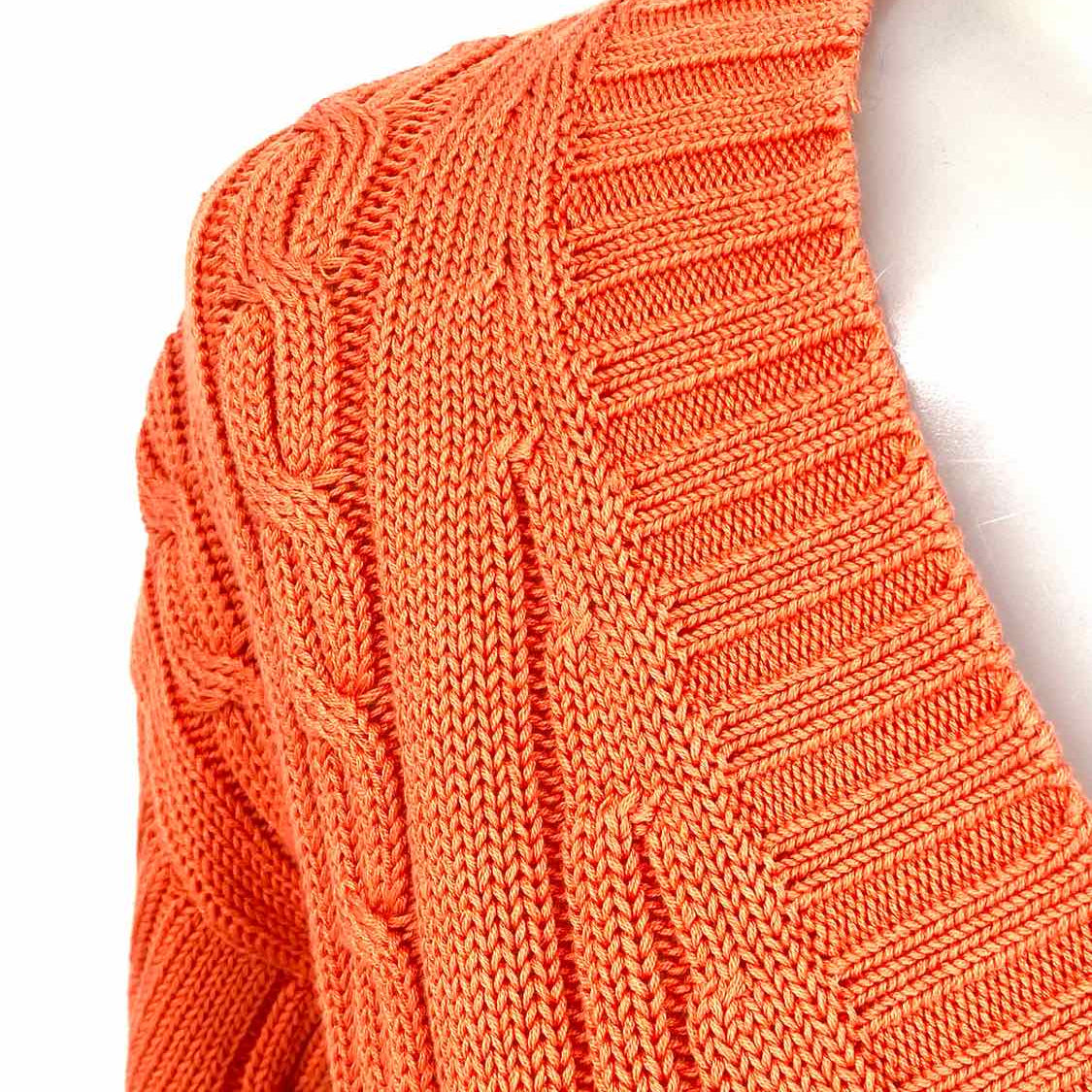 Escada Sport VWomen's Orange Size M V-Neck Vintage Cable knit Vintage Sweater