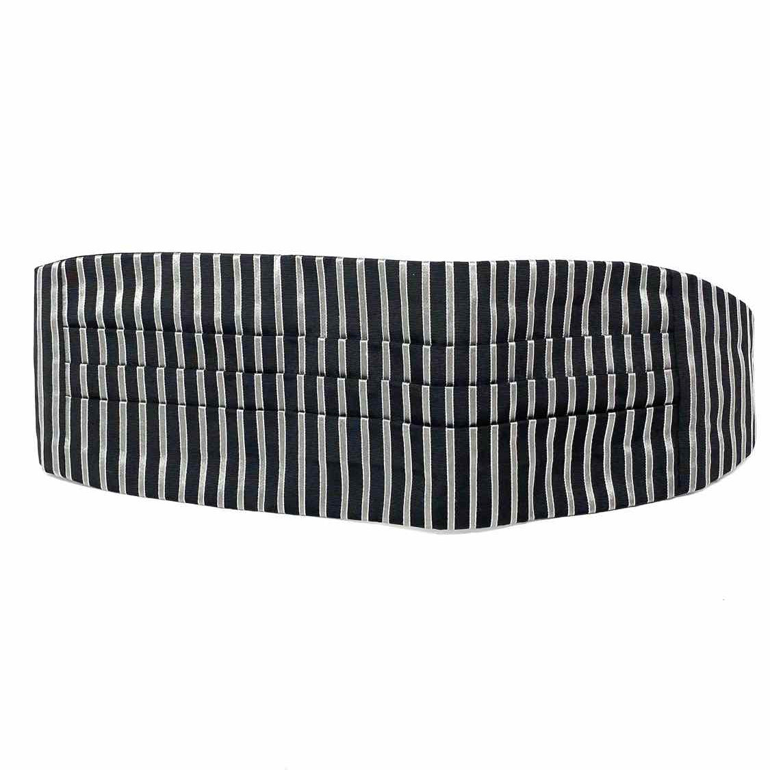 Neiman Marcus Men's Black Gray Stripe Pleated Cummerbund