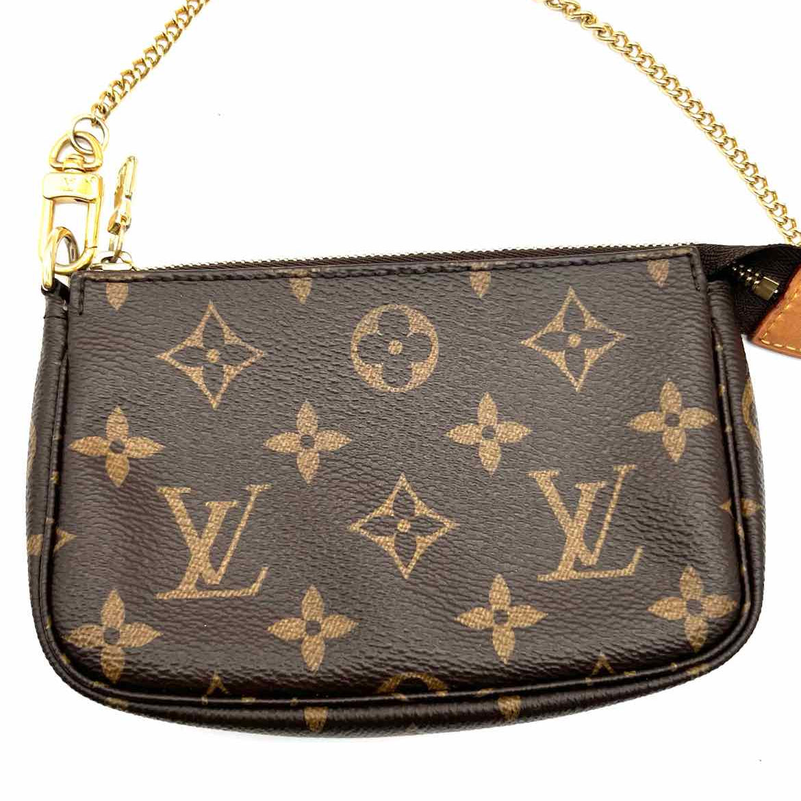 LOUIS VUITTON 2020 Mini Pochette Accessoires Coated Canvas Brown Monogram Clutch
