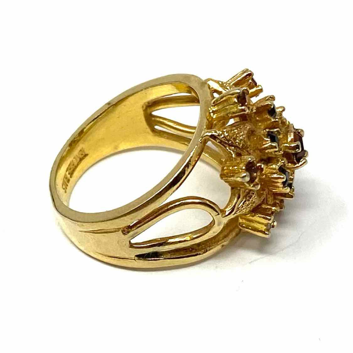 HMS size 7.5 18K HGE Gold Flower Ring