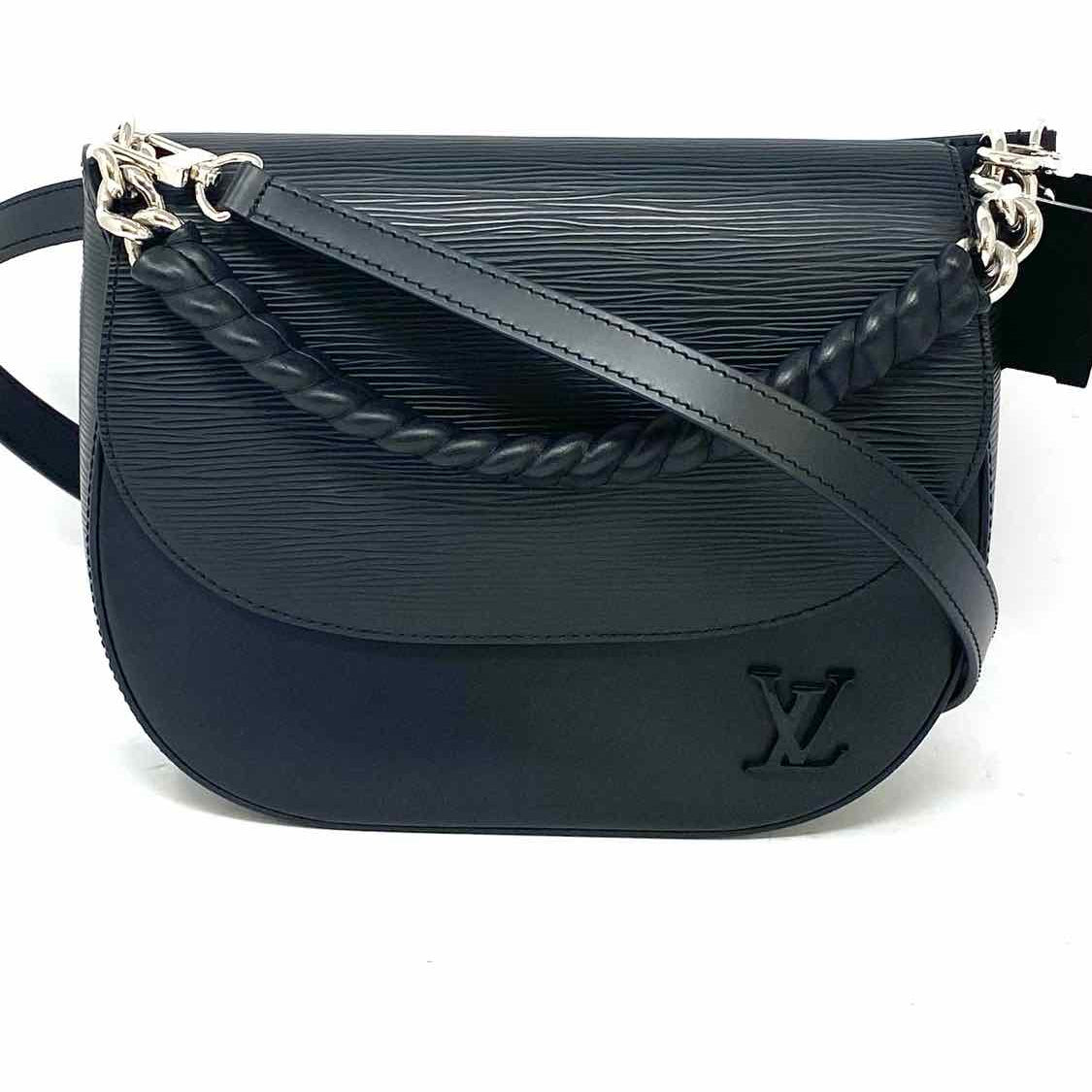 LOUIS VUITTON 2016 Coquelicot Luna Epi Leather Black Shoulder Crossbody