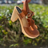 Hasbeens Women's Brown Beige Size 38/8 Block Heel Leather T-Strap Clogs