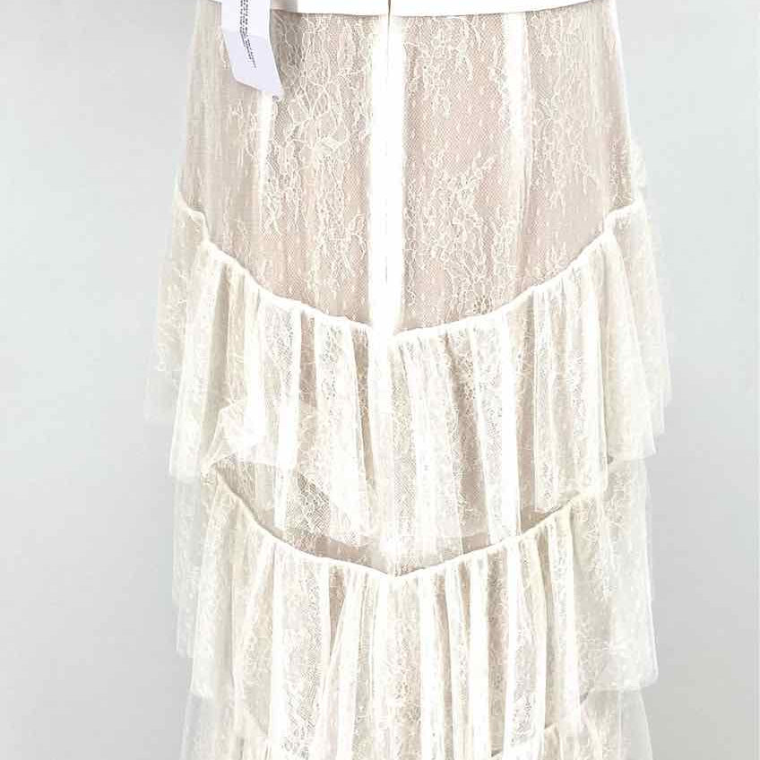 Marchesa Notte Women's Ivory Size 4 Sleeveless Lace Layered Gown