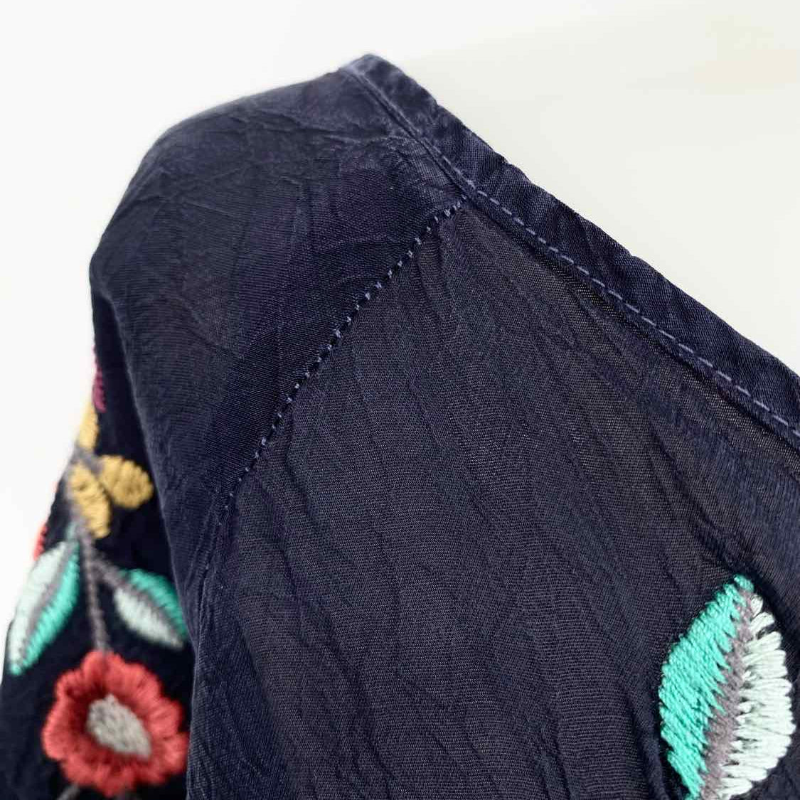 johnny was Women's Navy Blue Cupra Rayon Floral Size XXL Long Sleeve