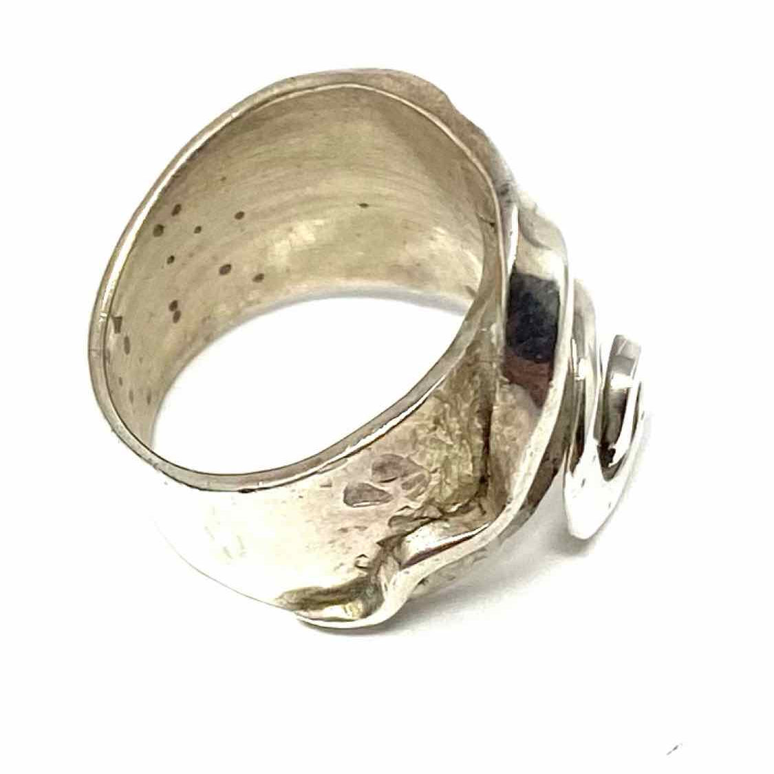 Estate size 4.5 Sterling Silver Band Spiral Ring