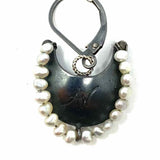 artisan AW Metal Gunmetal Color Shield Pearl Earrings