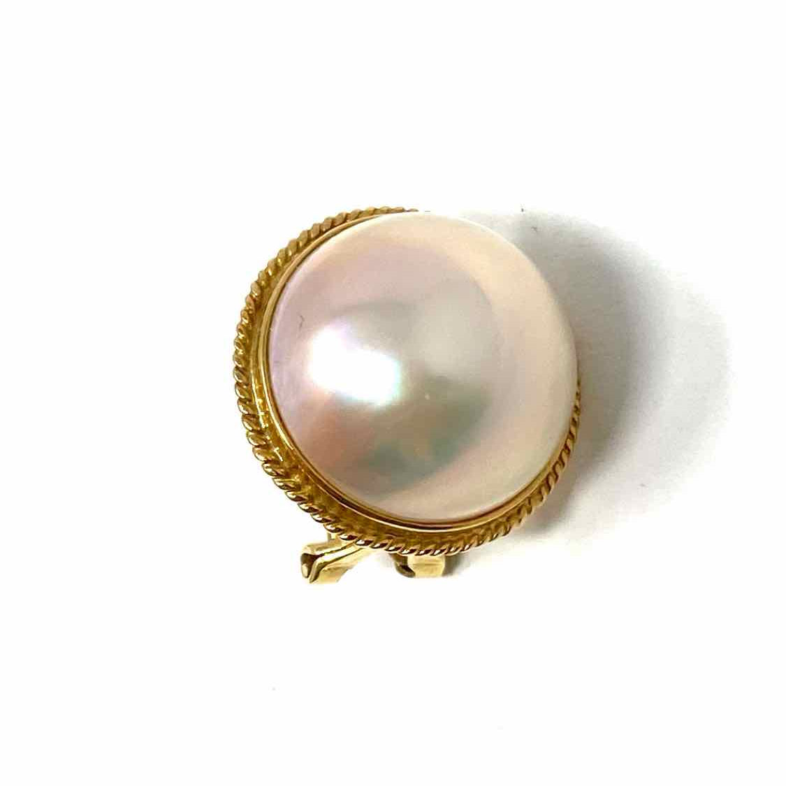 Estate 14K 585 Ivory Stud Round Pearl Earrings