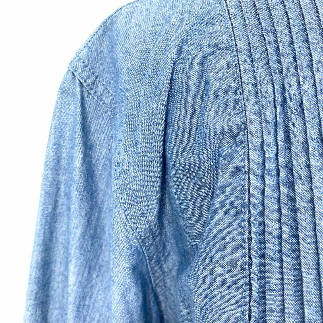 J Crew Women's Blue Size 16 1/2 Button Chambray Long Sleeve