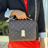 LOUIS VUITTON Pochette Metis Coated Canvas Brown Top Handle Monogram Crossbody