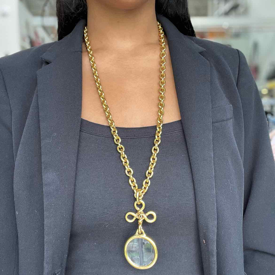 Chanel 1993 Karl Lagerfeld Era Magnifying Glass Monocle 24K plated Gold Necklace
