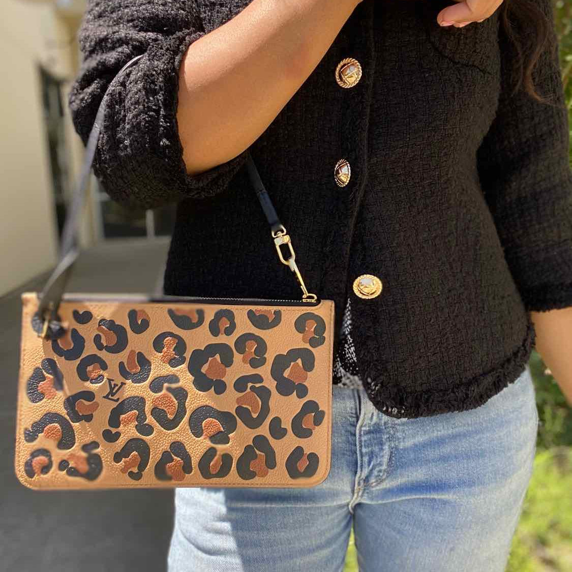 LOUIS VUITTON Wild at Heart Brown Black Leopard Empreinte Leather Clutch