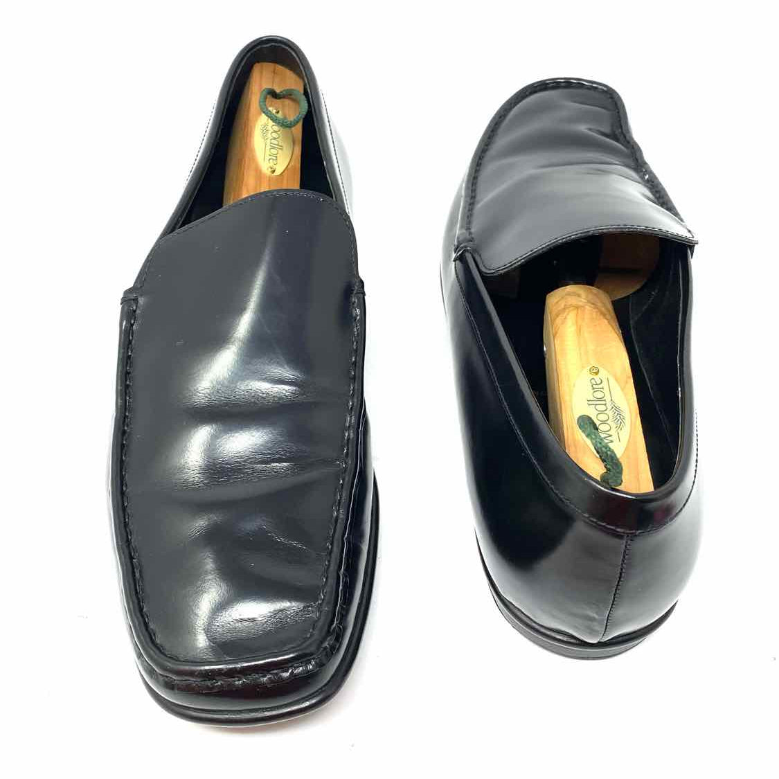 Prada Men's Black Shoe Size 10 Leather Loafers
