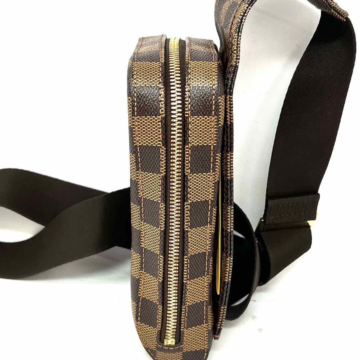 LOUIS VUITTON 2004 Geronimos Slingbag Brown Damier Ebene Made in Spain Crossbody