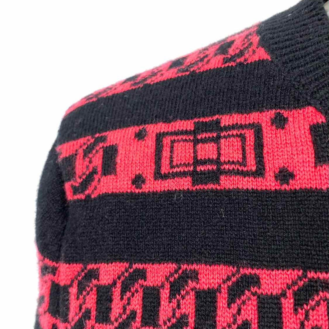 Chanel Women's Black & Pink Size 38/S Button Down Cashmere Chain Cardigan