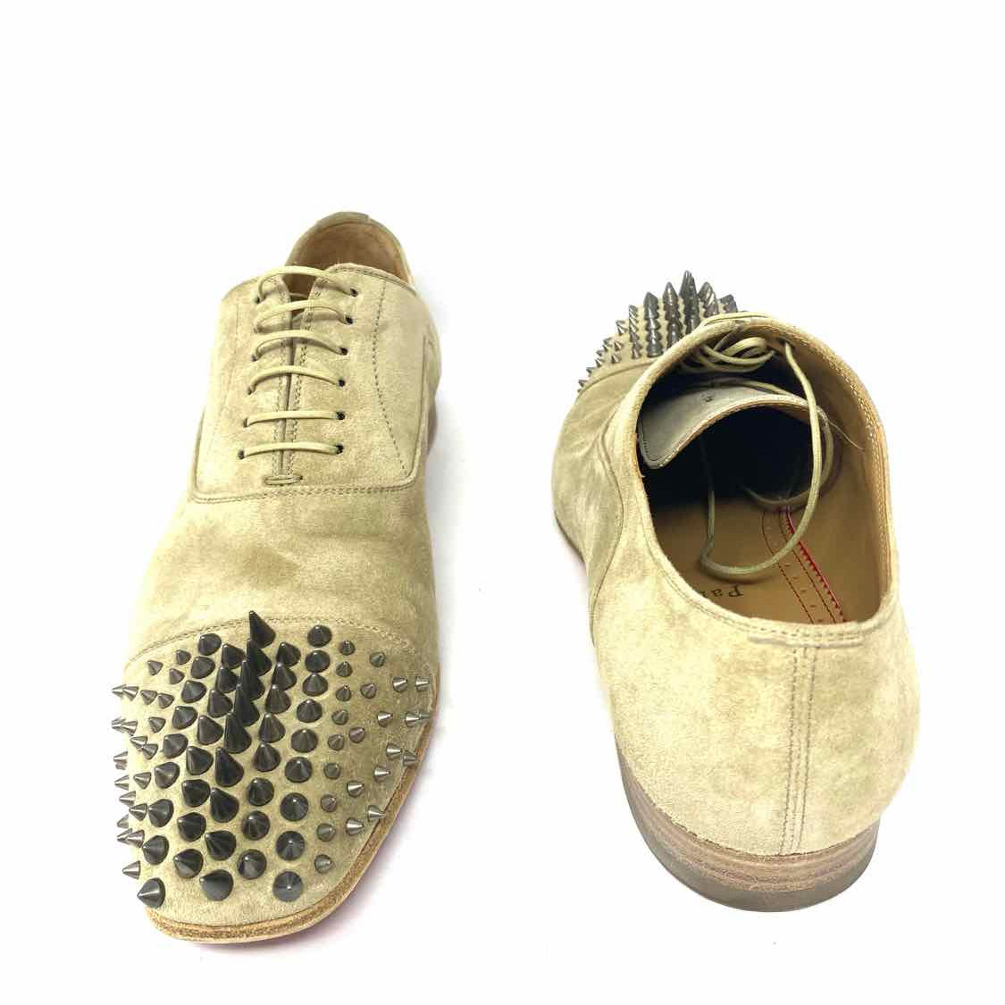 Christian Louboutin Gregossic Men's Beige Shoe Size 39.5/6.5 Rockstud Loafers