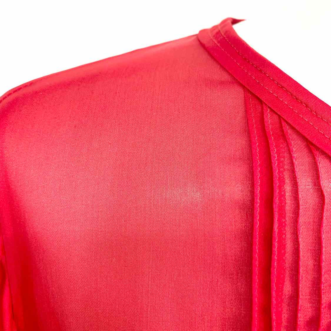 Blumarine Women's Red Blouse Silk Pleated Size 40/4 Long Sleeve