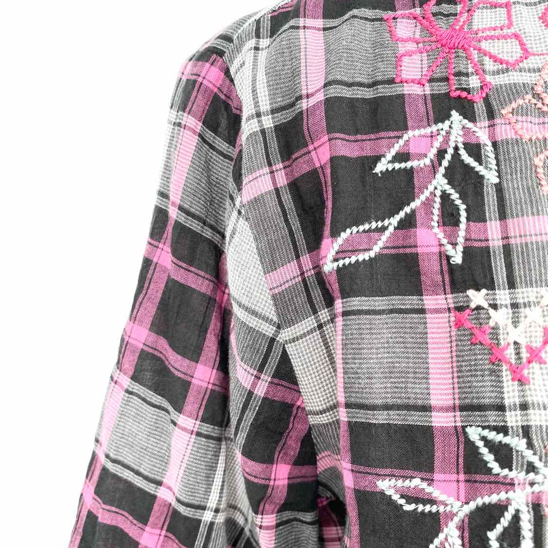 Johnny Was Workshop Erinn Easy Tiered Pink Black Size M Long Sleeve Plaid Dress
