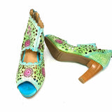 L'ARTISTE Women's Pastels Size 38/7 Peeptoe Leather Laser Cut Sandals