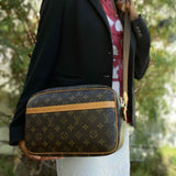 LOUIS VUITTON 2001 Reporter PM Brown Zip-Around Monogram Messenger Bag