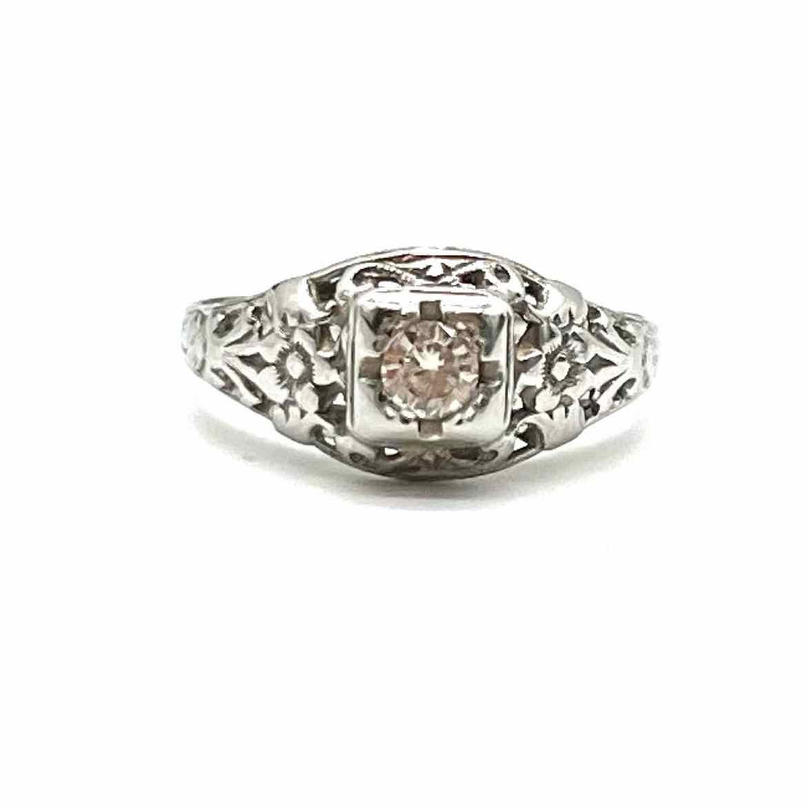Estate size 5 18K White Gold Filigree Diamond Ring