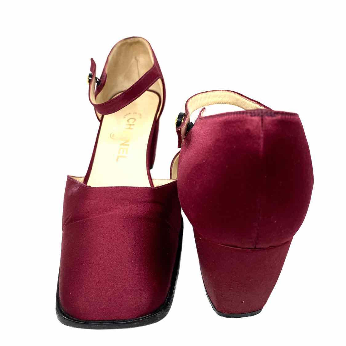 Chanel Women's Red Size 39.5/9 D'Orsay Satin Pumps