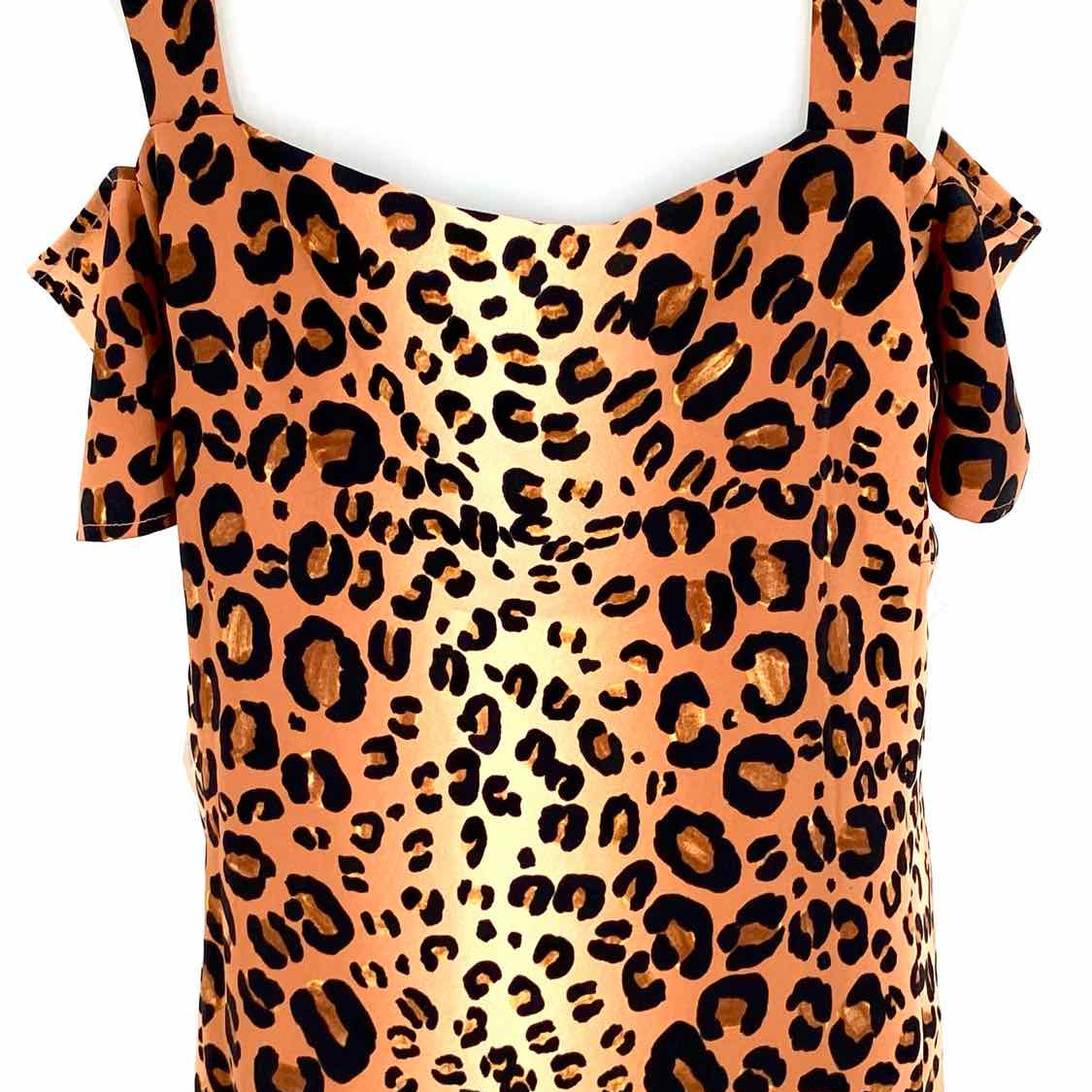 cooper & ella Women's Orange cold shoulder Leopard Size S Short Sleeve Top