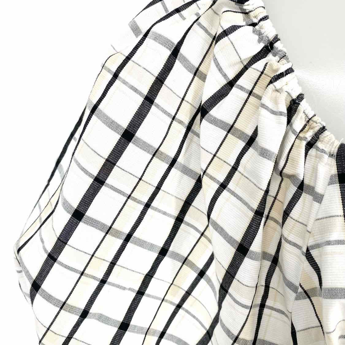 Levi Women's black/white Size M Puff Sleeve Plaid Short Sleeve Top