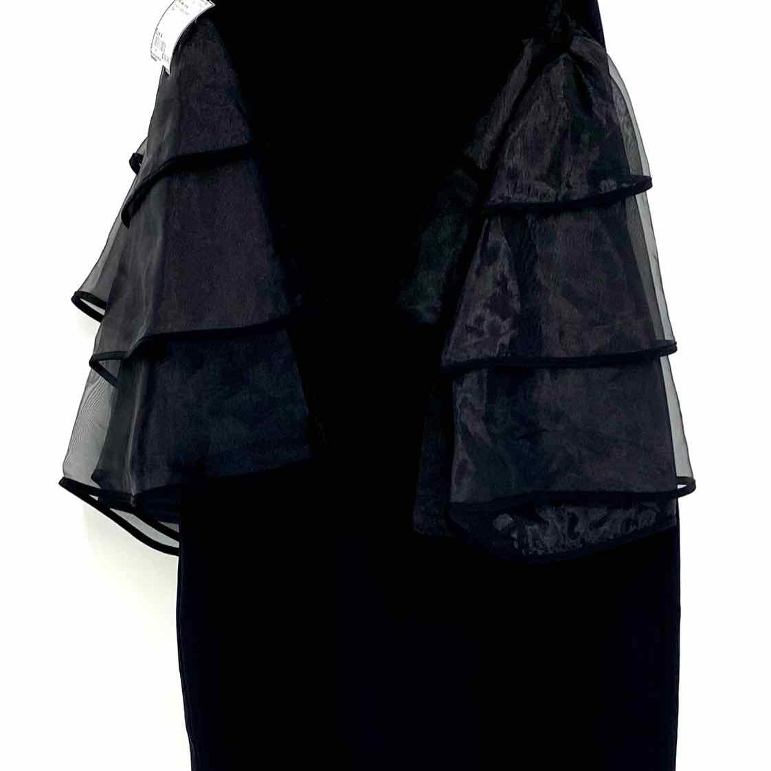 BCBG Max Azria Women's Black sheath Ruffled Size 4 Dress