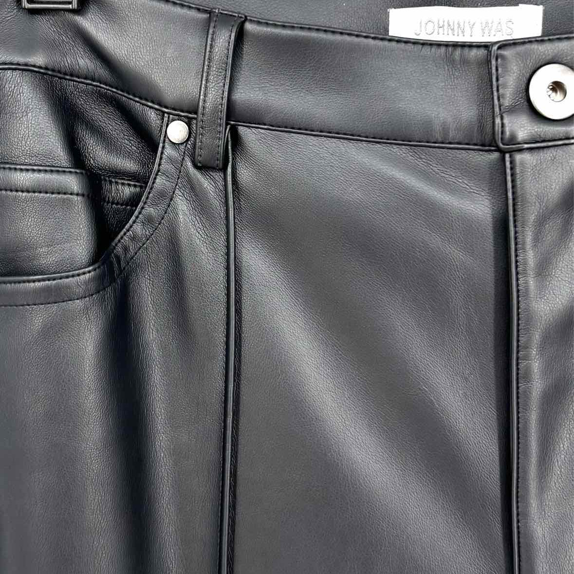 johnny was Jade Women's Black Size 28/6 Flare Vegan Leather Slit Pants
