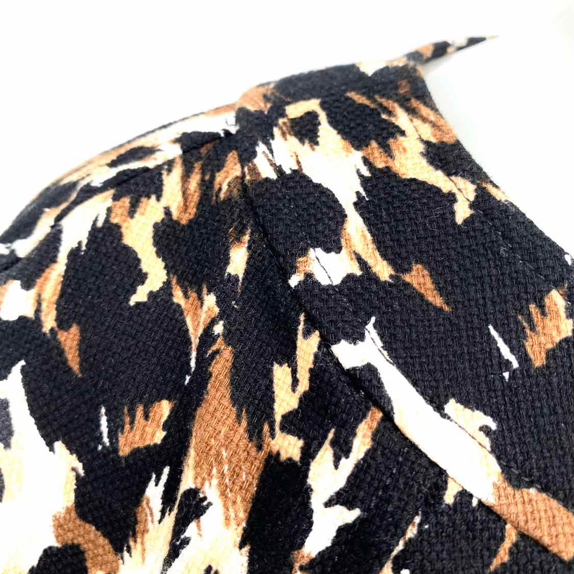ST. JOHN Women's Brown/Black Zip Cotton Blend Animal Print Size 6 Blazer