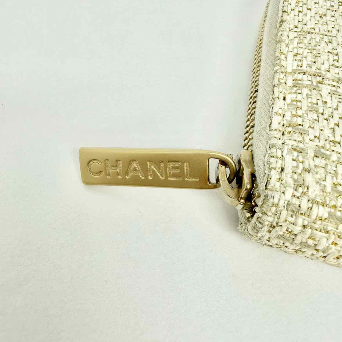 Chanel 2019 Deauville Zip Around Continental Ivory Made in Italy Wallet