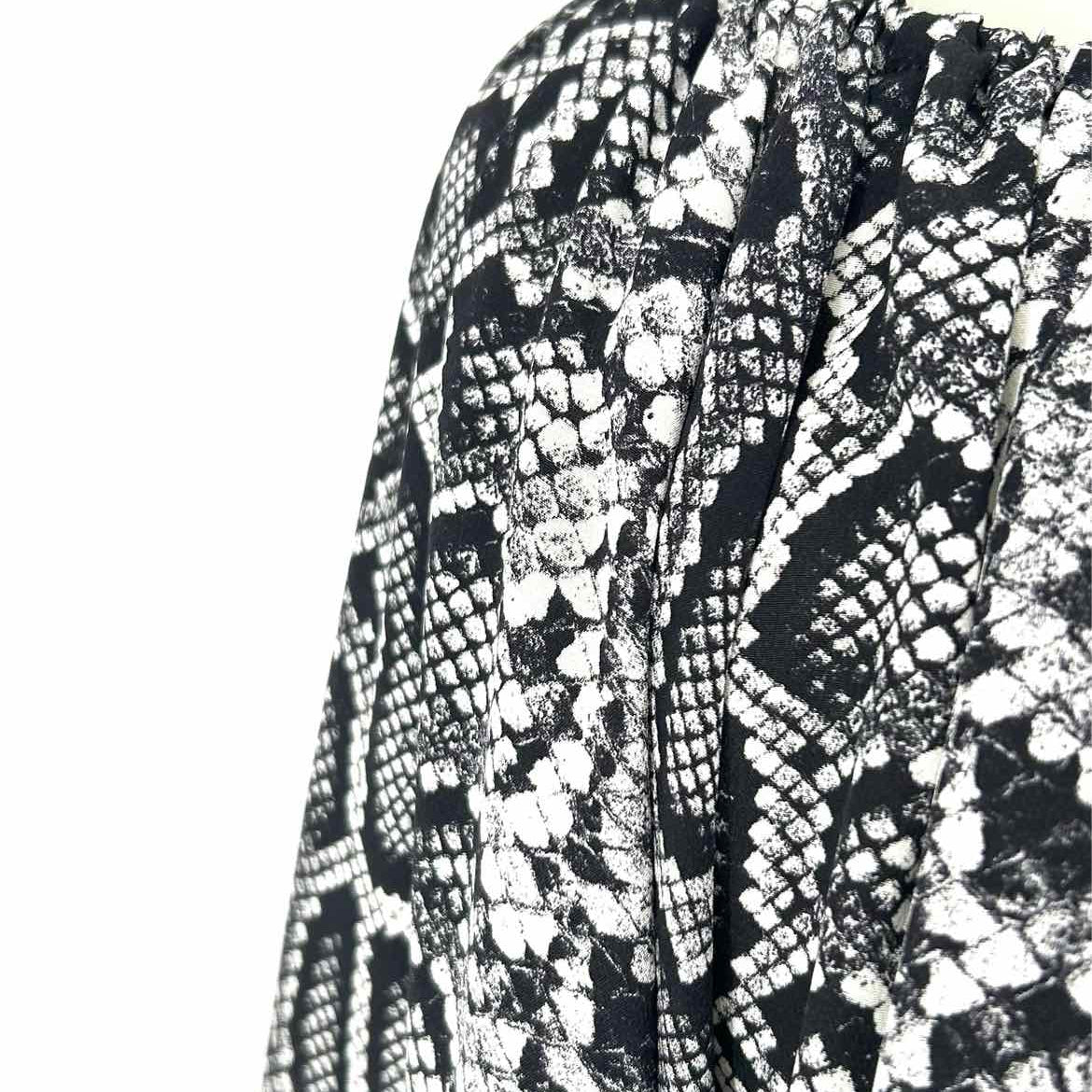Michael Kors Collection Women's Black White Size 4/s Scoop Neck Long Sleeve