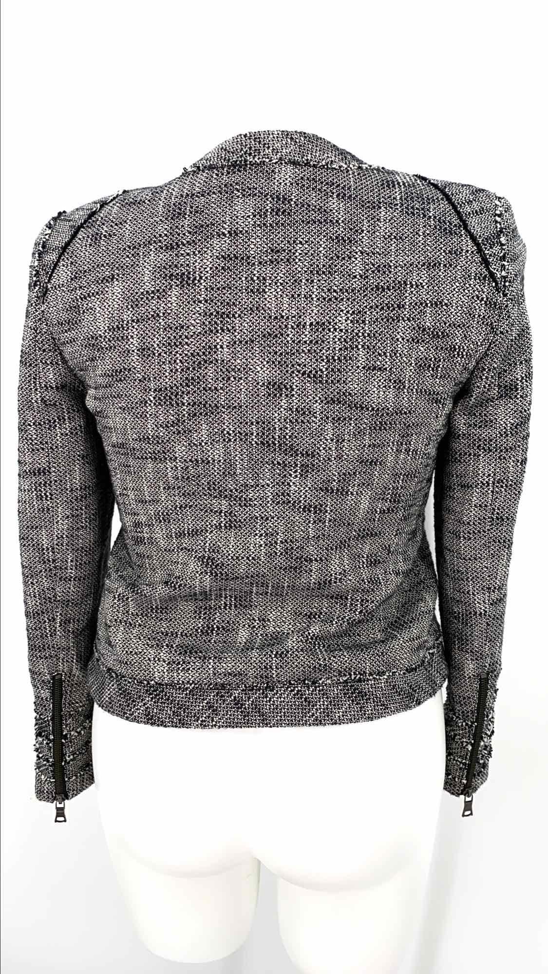 Banana Republic Size 12P black/white Tweed Blazer - Article Consignment