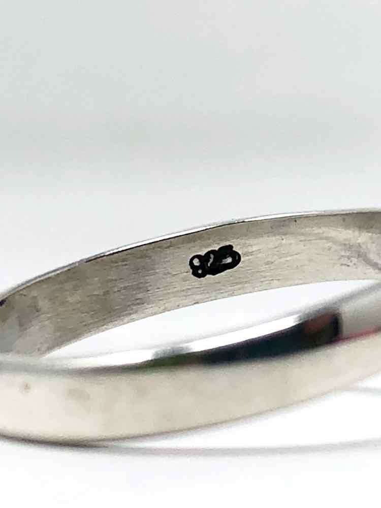 .925 Silver/Green Oval Stichtite Ring - Article Consignment
