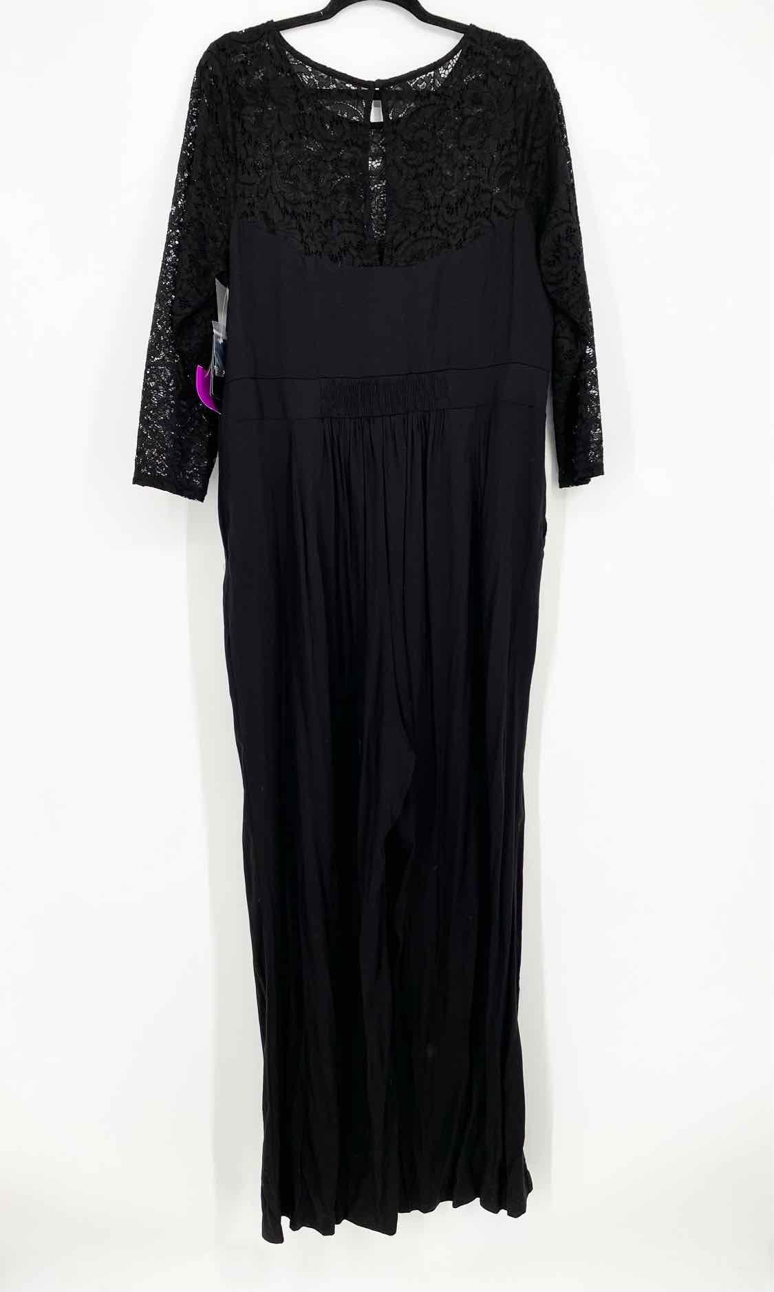 Torrid Women's Black Flowy Lace Date Night Size 2 Jump Suit - Article Consignment