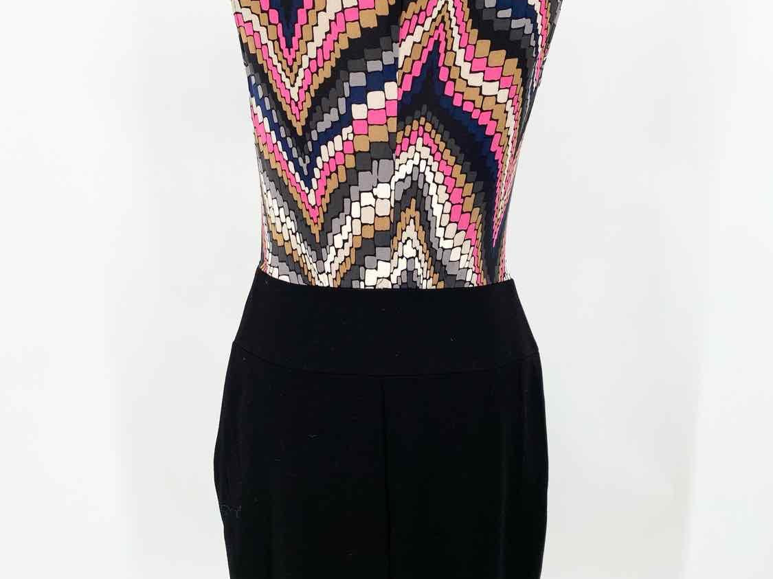 Trina Turk Women's Black/Pink Sleeveless Chevron Size 4 Dress - Article Consignment