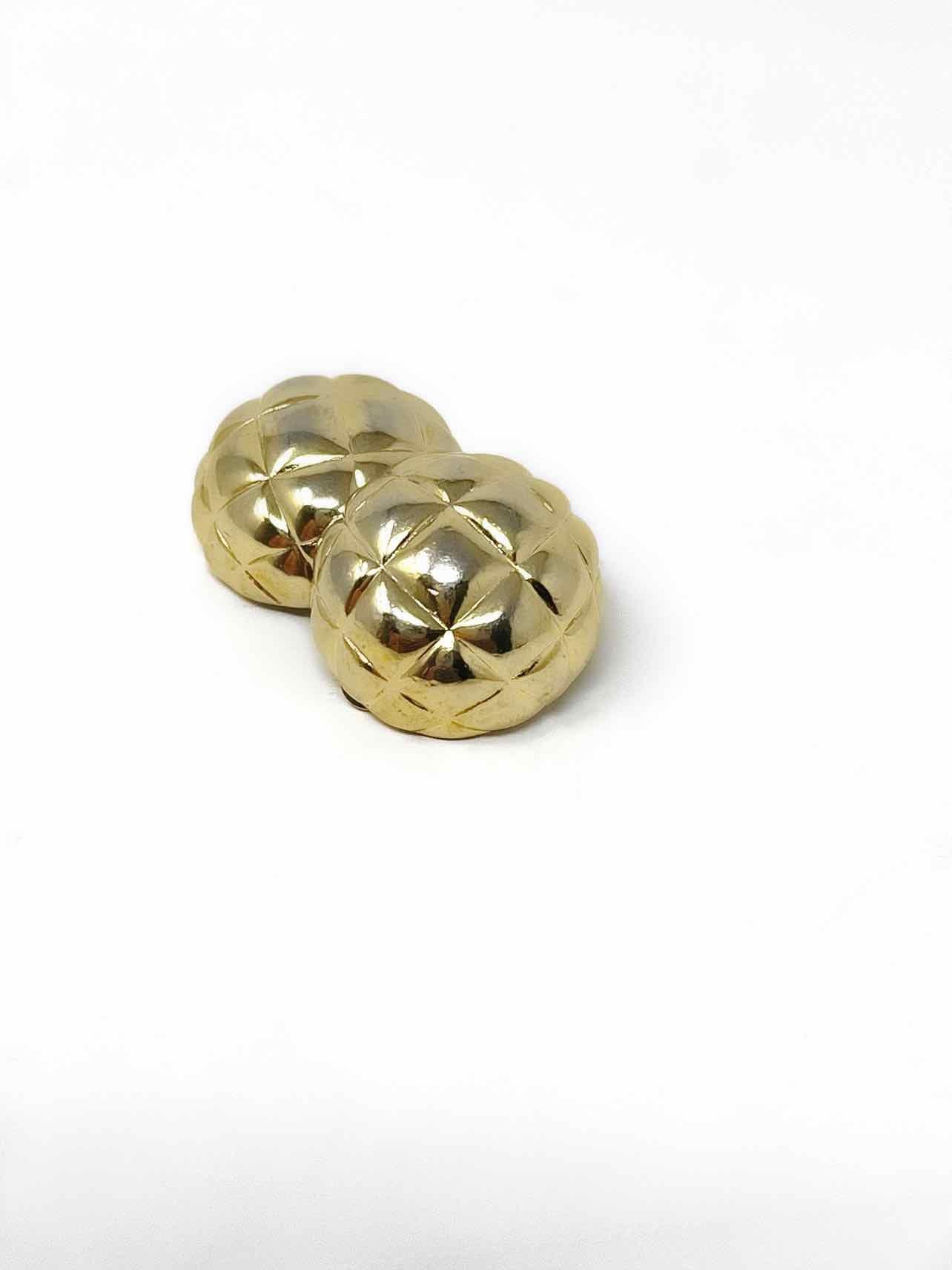 Erwin Pearl Gold Plated Gold Tone Dome Quilted Clip-ons - Article Consignment