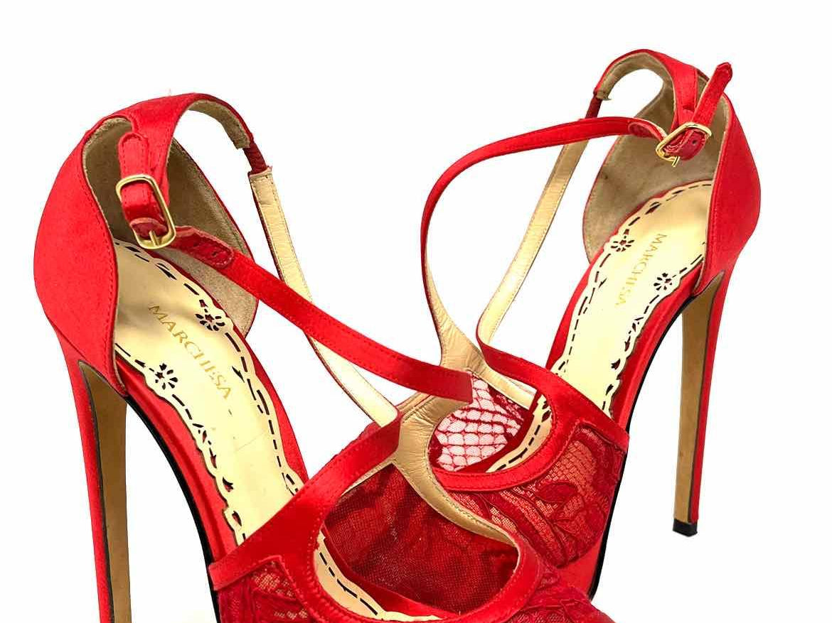 MARCHESA Women's Red Stiletto Satin Lace Platform Size 38.5/8 Sandals - Article Consignment